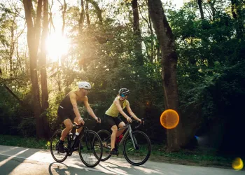 Bozcaada Bisiklet Kiralama Rehberi [2025]: Fiyatlar, Rotalar ve Tavsiyeler