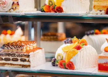 Gökçeada'nın En Tatlı Köşeleri: 2025'in En İyi Tatlı Mekanları