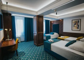 Heybeliada'nın En İyi Otelleri [2025]: Huzur Arayanlar İçin 5 Özel Seçenek