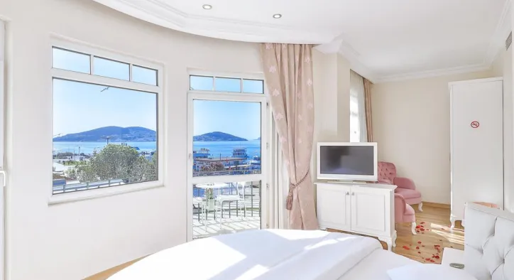 Büyükada Deniz Manzaralı Otel: Princess Hotel Büyükada